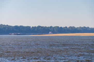 sandbanks on mississippi river