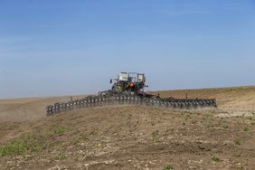 Fendt momentum planter in a field