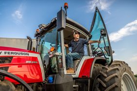 Massey Ferguson 2022 tractor cab