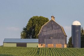 Farm-Blue-Barn-USDA