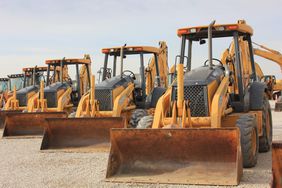 John Deere 310SG backhoes at auction