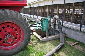 Manure pit pump