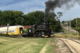 No. 29 locomotive at Prairie Village