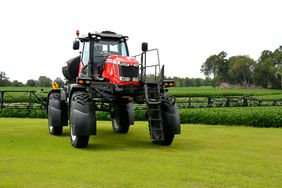 The front view of the Massey Ferguson MF 500R sprayer